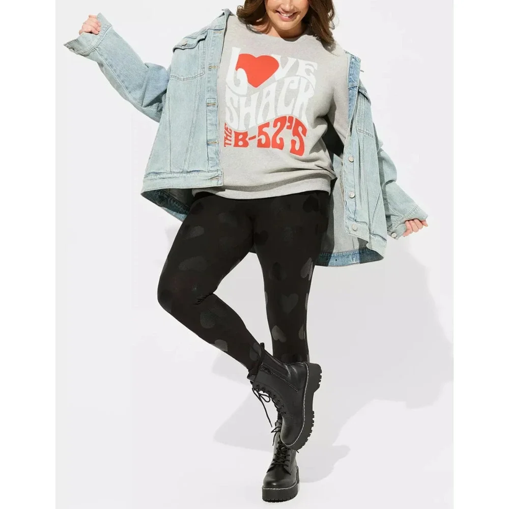 NWT Torrid The B-52s Cozy Fleece Sweatshirt Crew Graphic Pullover Plus Size 2 2X - Picture 10 of 10